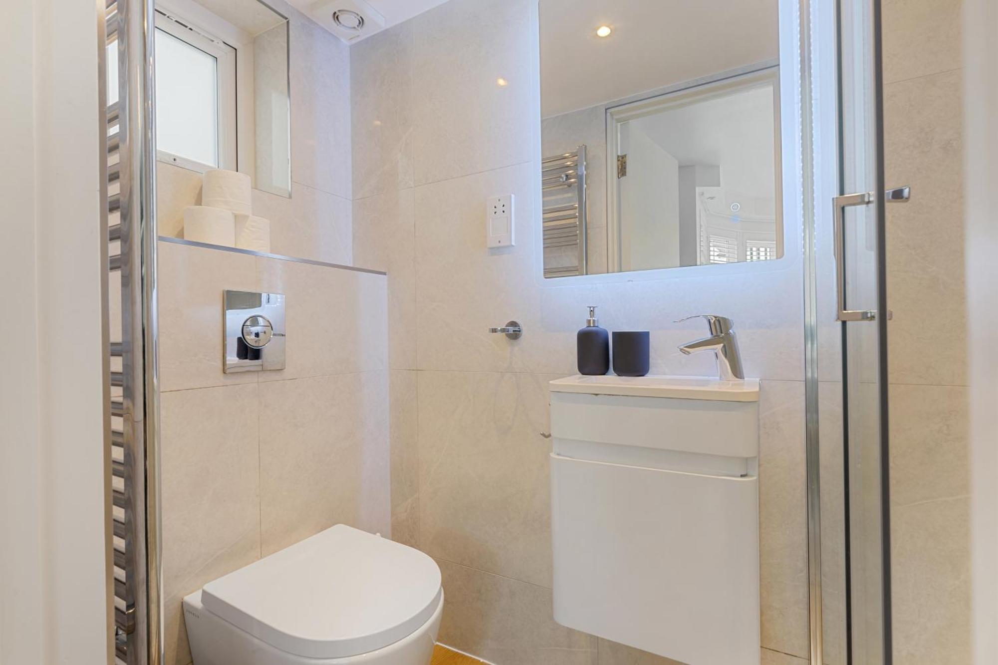 Appartamento Cosy Flat With Free Parking